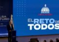 Estudiantes dominicanos en acto de lanzamiento del programa de créditos educativos del Gobierno