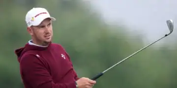 ¡Herbert Domina con Récord de 62 en Open!