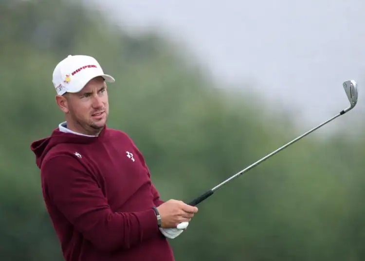 ¡Herbert Domina con Récord de 62 en Open!