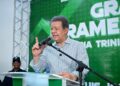 Leonel Fernández habla ante militantes durante juramentación de la Fuerza del Pueblo en Nagua