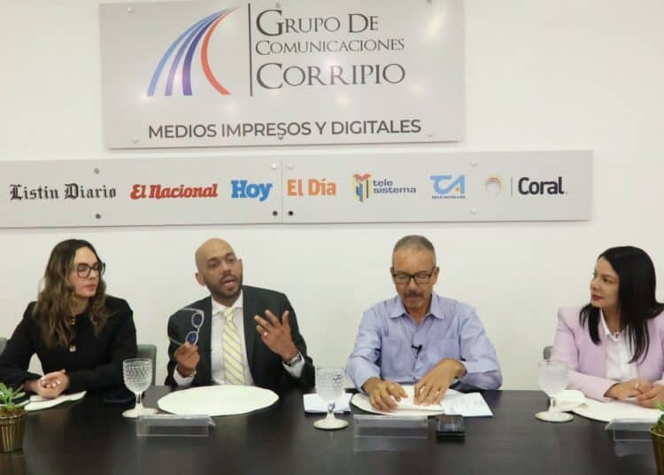Funcionarios del Centro Nacional de Ciberseguridad exponen datos de ciberataques en RD durante almuerzo del Grupo Corripio