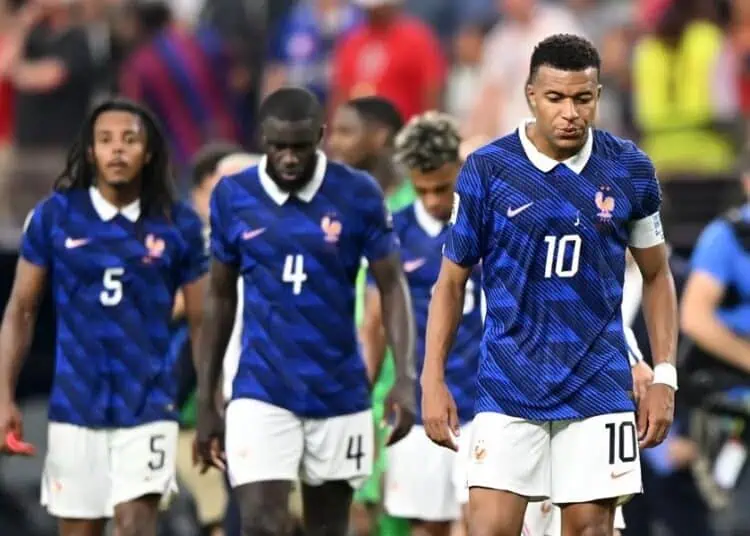 Kylian Mbappé cabizbajo tras la derrota de Francia ante España en la semifinal del Mundial 2026
