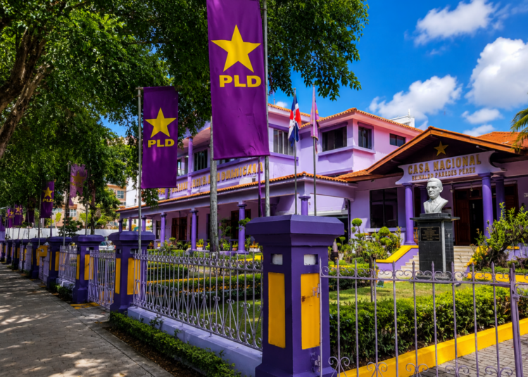 Rueda de prensa del PLD en la Casa Nacional Reinaldo Pared Pérez sobre jornada de afiliación