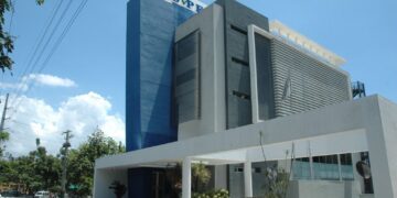 Sede de la Superintendencia de Pensiones que regula las comisiones de las AFP en República Dominicana