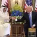 Buque petrolero transitando por el Estrecho de Ormuz bajo tension geopolitica entre EE. UU. e Iran