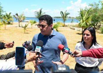 Playa El Faro de San Pedro de Macorís tras la intervención del Ministerio de Turismo