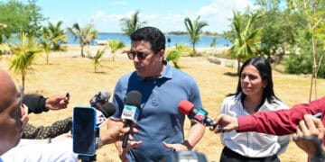 Playa El Faro de San Pedro de Macorís tras la intervención del Ministerio de Turismo