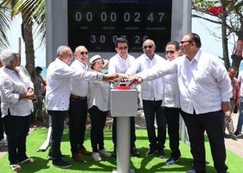 Playa Los Almendros y malecón de Baní en obras de remodelación turística en Peravia