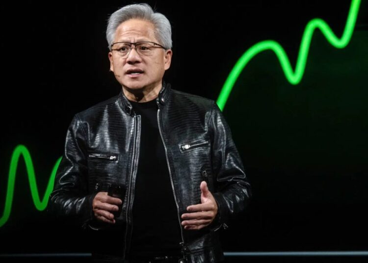 Jensen Huang, CEO de Nvidia, presenta resultados récord del segundo trimestre fiscal 2027 ante analistas de Wall Street