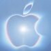 John Ternus en el escenario del Apple Event septiembre 2026 presentando el iPhone 18 Pro y el primer iPhone plegable