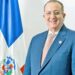 Ministro Magín Díaz con representantes del Banco Mundial durante reunión sobre política fiscal en República Dominicana
