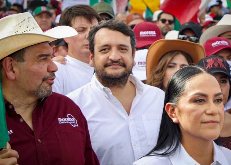 Andy López Beltrán, hijo del expresidente mexicano López Obrador, durante un acto político de Morena en México