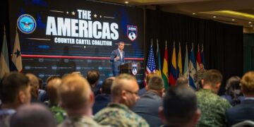 Peter Hegseth en el Foro de la Coalición Americana contra los Cárteles en Ciudad de Panamá