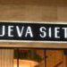 Fachada de Torre Latitud 18 en la avenida Abraham Lincoln, Piantini, donde operaba el restaurante Cueva Siete
