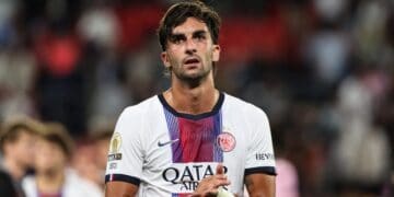 Ferran Torres celebra su doblete con el PSG en el empate 2-2 ante el Rennes en la primera jornada de la Ligue 1