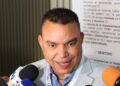 Julio Landrón, director del Servicio Nacional de Salud de República Dominicana, durante entrevista radial
