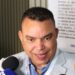 Julio Landrón, director del Servicio Nacional de Salud de República Dominicana, durante entrevista radial