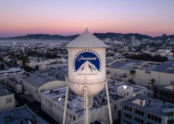 David Ellison y ejecutivos de Paramount Skydance en discusión sobre la fusión con Warner Bros Discovery