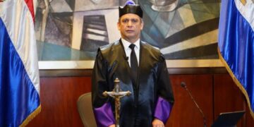 Henry Molina, presidente de la Suprema Corte de Justicia de República Dominicana, en sesión oficial del tribunal
