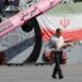 Buque petrolero navegando por el estrecho de Ormuz en medio de la tensión entre Irán y Estados Unidos