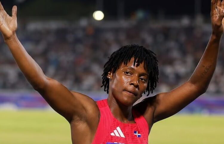 Marileidy Paulino compitiendo en los 400 metros planos femeninos de los Juegos Centroamericanos y del Caribe 2026