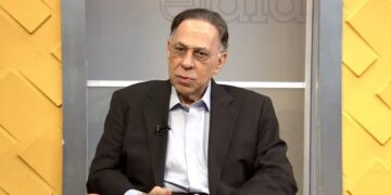 Celso Marranzini, presidente del CUED, durante entrevista sobre apagones y el sistema eléctrico dominicano