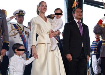 Lavinia Valbonesi y Daniel Noboa, primera dama y presidente de Ecuador, en acto oficial