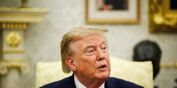 Donald Trump y Mark Carney durante tensiones comerciales entre Estados Unidos y Canadá por aranceles