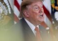 Donald Trump en la Casa Blanca durante declaraciones sobre la política exterior de Estados Unidos con Irán