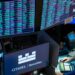 Pantalla del índice Nasdaq en la Bolsa de Valores de Nueva York mostrando ganancias el 25 de agosto de 2026