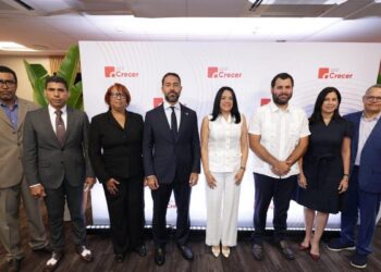 Rita Plá, gerente general de AFP Crecer, durante el encuentro con medios de comunicación en Santo Domingo, 2025