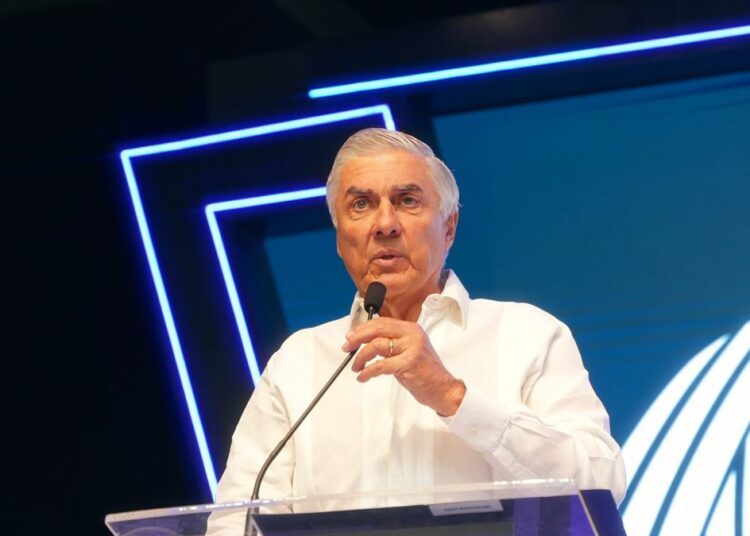 Juan Bancalari, presidente de Asonahores, durante la Exposición Comercial Asonahores 2026 en República Dominicana