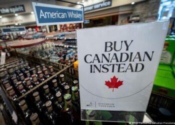 Mark Carney, primer ministro de Canadá, habla sobre los aranceles impuestos por Estados Unidos en medio de la guerra comercial entre ambos países