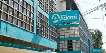 Sucursal de Banco Ademi en República Dominicana donde se ofrecen préstamos para mejoras de vivienda y mipymes