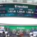Pantalla electrónica mostrando el índice Kospi en alza en la Bolsa de Valores de Seúl, Corea del Sur