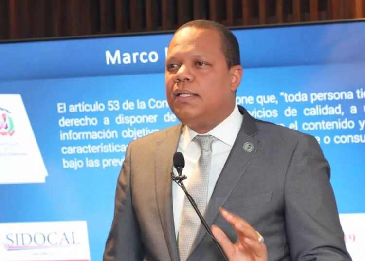 Director ejecutivo de Pro Consumidor, Eddy Alcántara, habla sobre el conflicto entre Anadegas y proveedores de verifones en gasolineras de República Dominicana