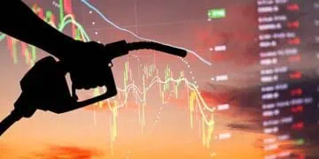 Instalaciones petroleras en Arabia Saudita con humo tras ataque con drones al oleoducto Este-Oeste en septiembre de 2026