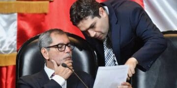 Secretario de Hacienda de México Édgar Amador Zamora en conferencia de prensa sobre el Paquete Económico 2027