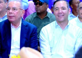 Militantes del PLD reunidos en asamblea provincial en Higüey, La Altagracia, República Dominicana