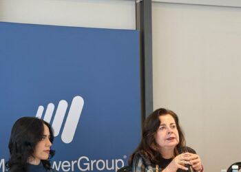 Mónica Flores Barragán, presidenta de ManpowerGroup Latinoamérica, durante desayuno con medios en Santo Domingo sobre escasez de talento global 2026