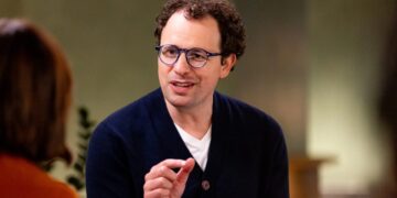Dario Amodei, CEO de Anthropic, durante una presentación sobre seguridad en inteligencia artificial