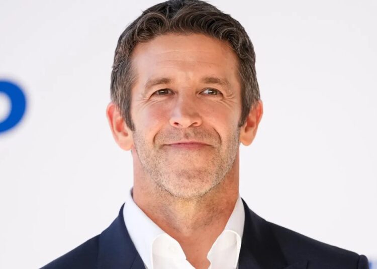 John Ternus, nuevo CEO de Apple, en evento de presentación de productos en Cupertino, California
