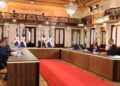 Presidente Luis Abinader junto a funcionarios del gobierno dominicano durante La Agenda Semanal en Santo Domingo