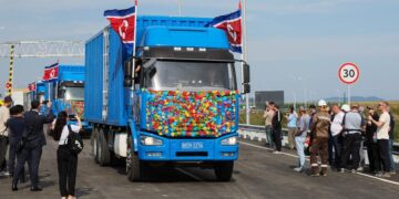 Inauguración del primer puente vehicular entre Rusia y Corea del Norte sobre el río Tumen, región de Primorie