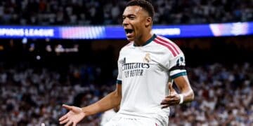 Kylian Mbappé celebra su gol con el Real Madrid ante el Inter de Milán en Champions League
