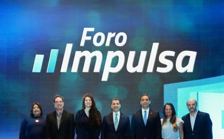 Empresarios y emprendedores reunidos en el Foro Empresarial Impulsa del Banco Popular en el Hotel El Embajador, Santo Domingo