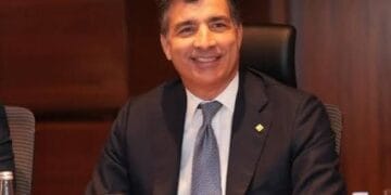 Christopher Paniagua, presidente ejecutivo del Banco Popular Dominicano, durante declaraciones sobre comisiones a estaciones de combustible