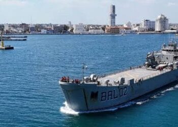 Tanques de combustible en un puerto de EE.UU. relacionados con la incautación de biodiésel con destino a Cuba