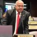 Diputados perremeístas Alfredo Pacheco y Ramón Bueno durante sesión en la Cámara de Diputados de República Dominicana