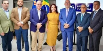 Representantes de la Cámara de Comercio Domínico-Brasileña durante acto por su 38 aniversario en Santo Domingo